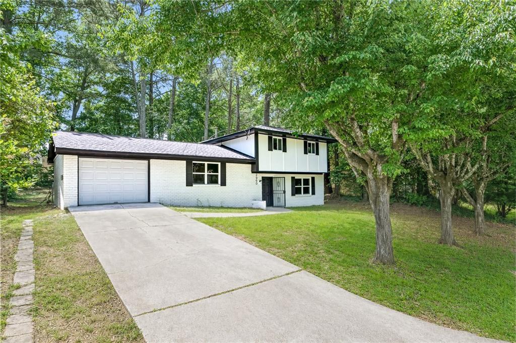 2960 Harper Valley Dr., Atlanta, GA 30349