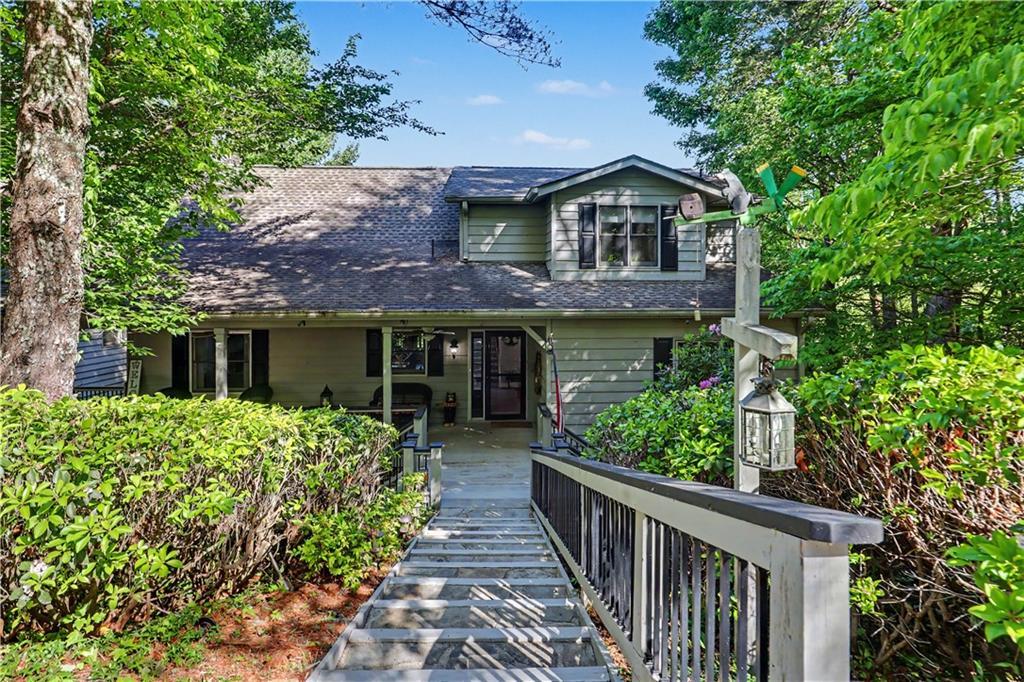 519 Pinecrest Rd., Sautee Nacoochee, GA 30571