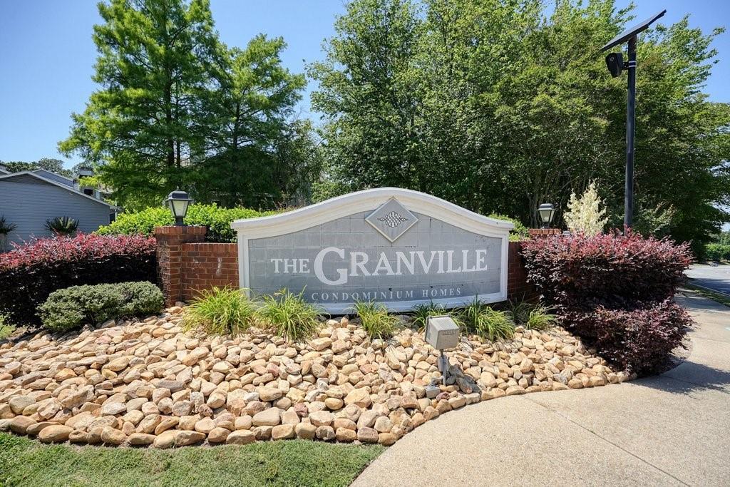 305 Granville Ct., Atlanta, GA 30328