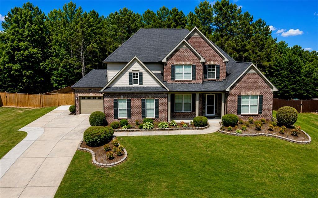 1398 Mill Pointe Ct., Lawrenceville, GA 30043