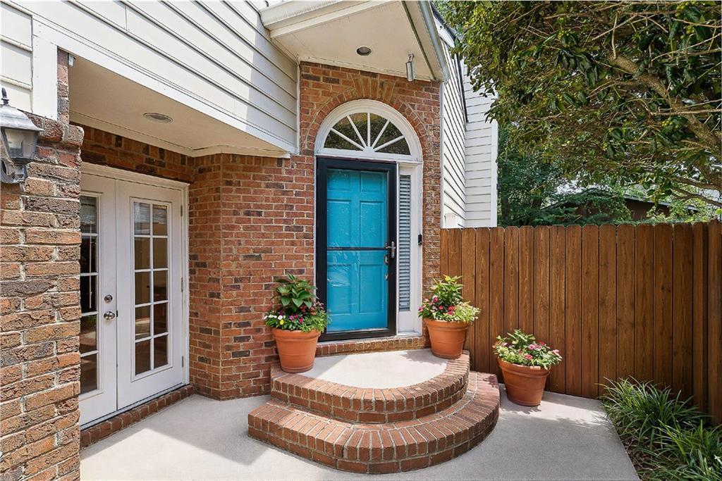 1827 Rockridge Pl., Atlanta, GA 30324