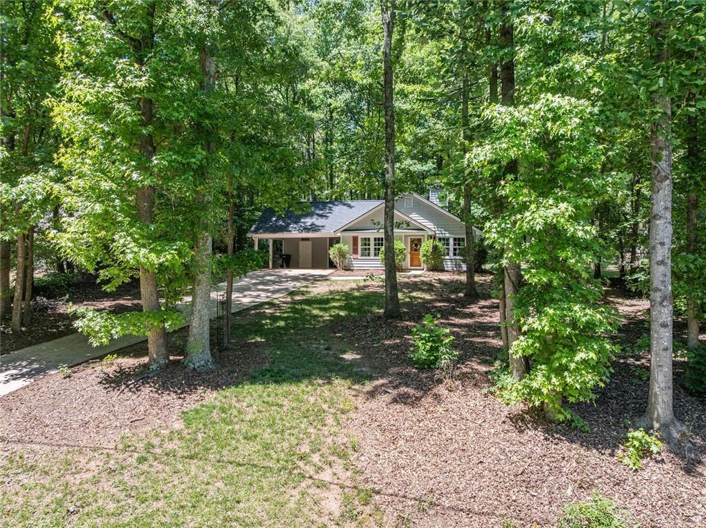 3430 Lakeside Ln., Cumming, GA 30040