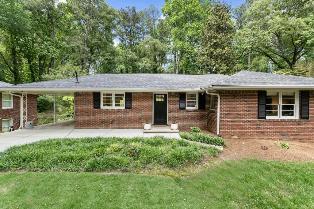 1954 Mcjenkin Dr., Atlanta, GA 30345