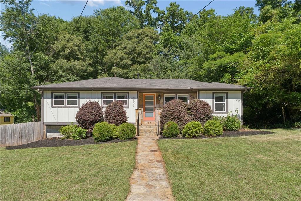 2607 Hatfield Cir., Atlanta, GA 30316