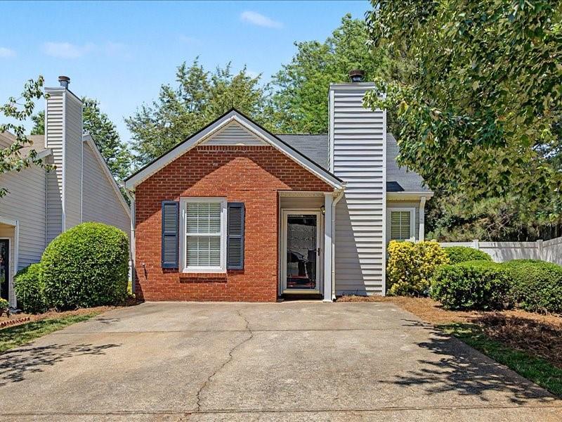 1075 Daventry Crossing, Woodstock, GA 30188