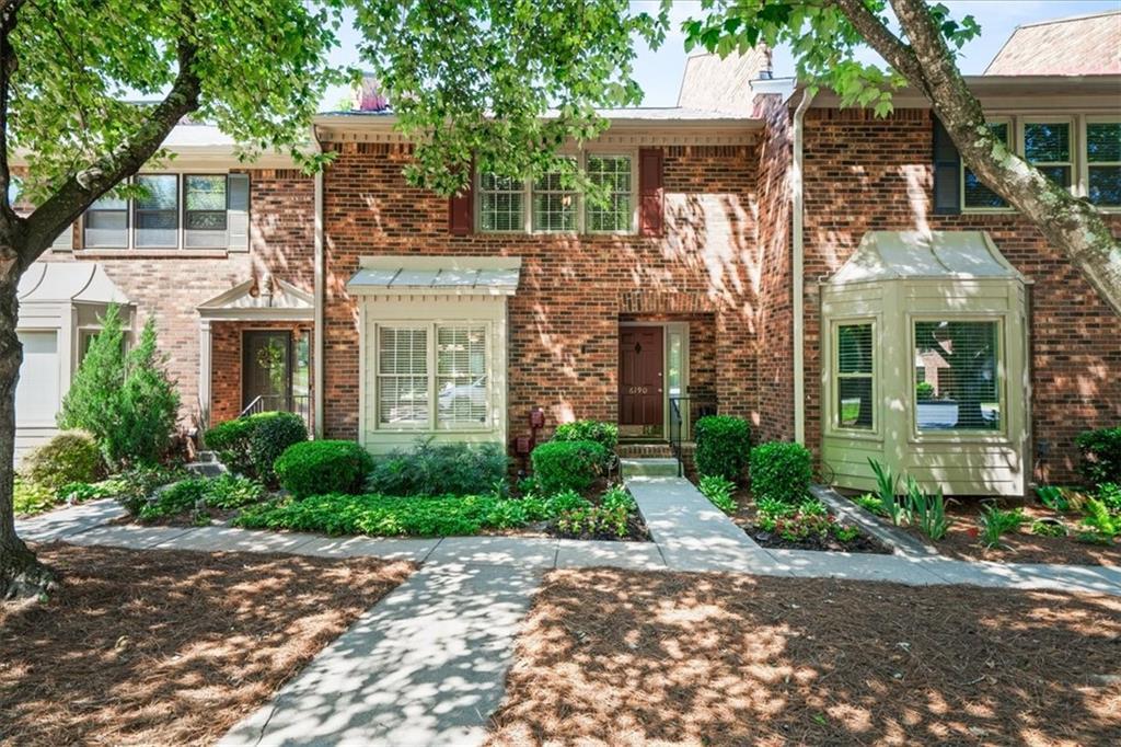 6190 Windsor Trace Dr., Peachtree Corners, GA 30092