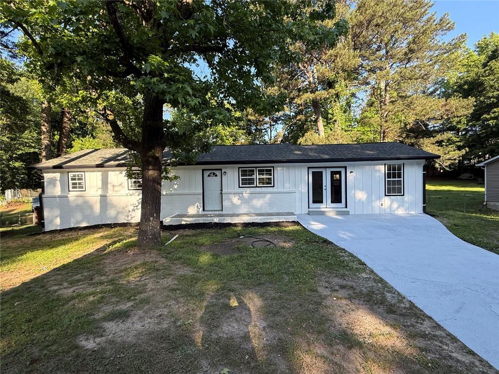 8591 Chestnut Ln., Lithia Springs, GA 30122