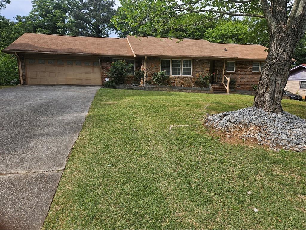6676 Chaparral Dr., Lithonia, GA 30038