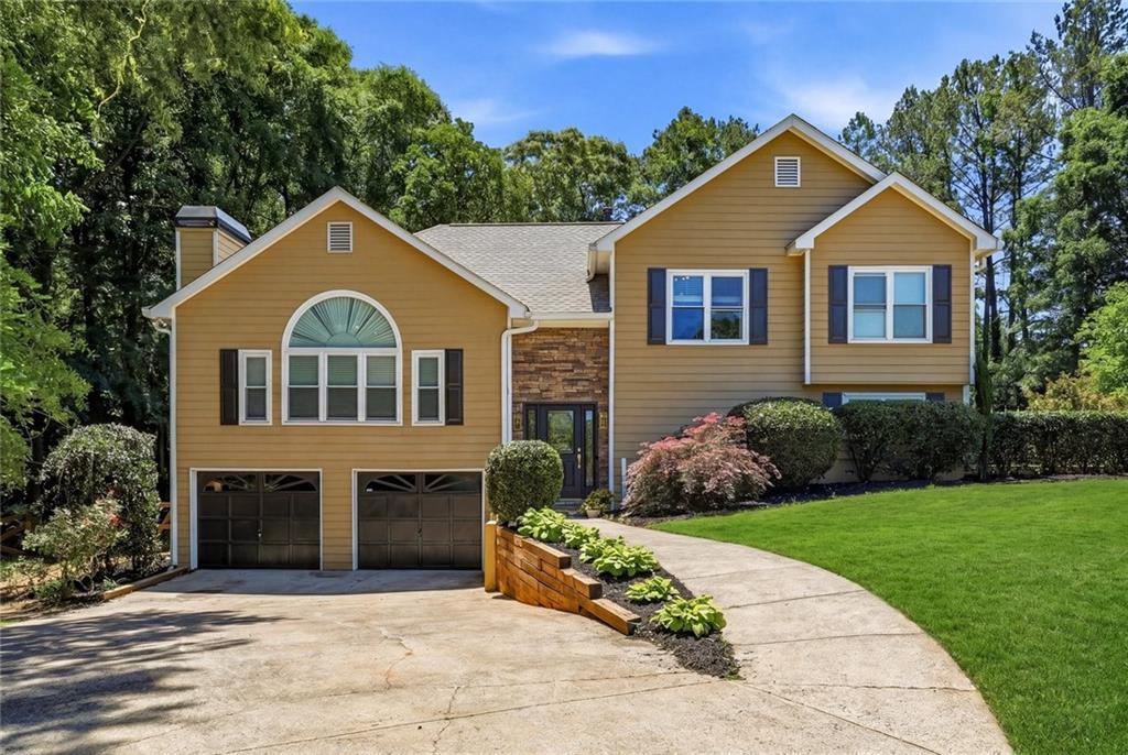 102 Hearthstone Dr., Woodstock, GA 30189