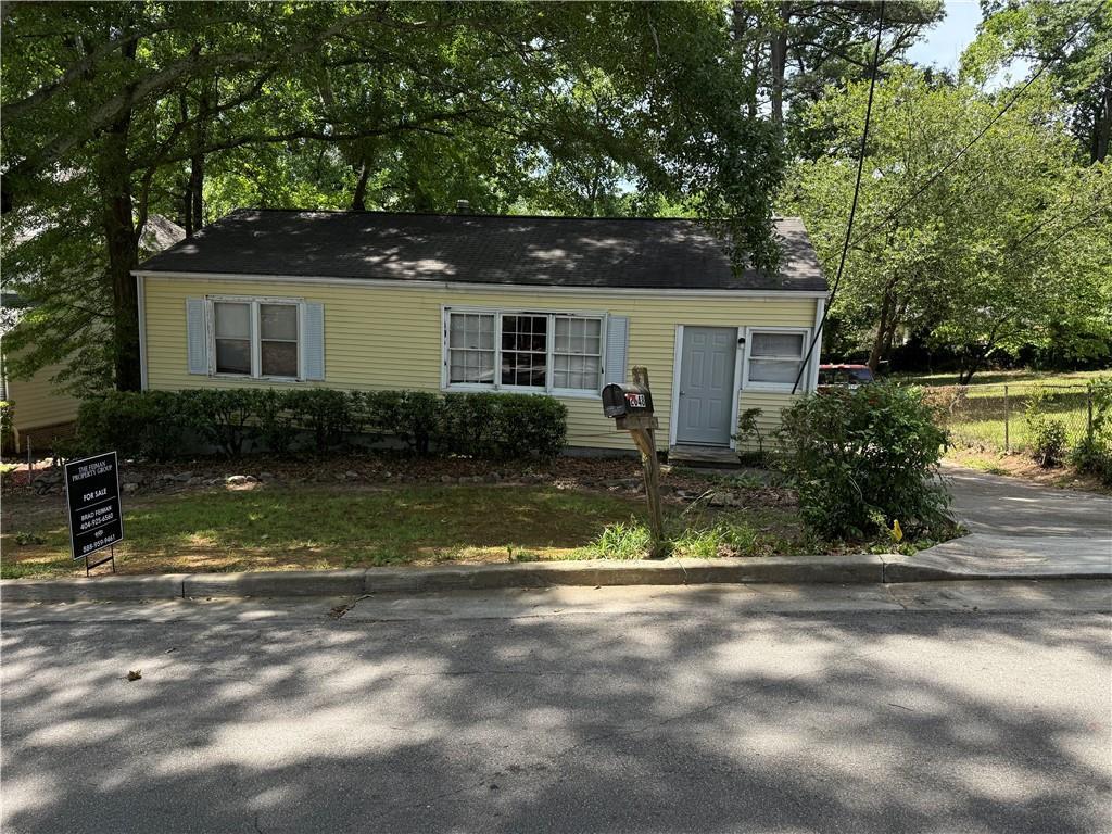2648 Hickory Hill Dr., Smyrna, GA 30080