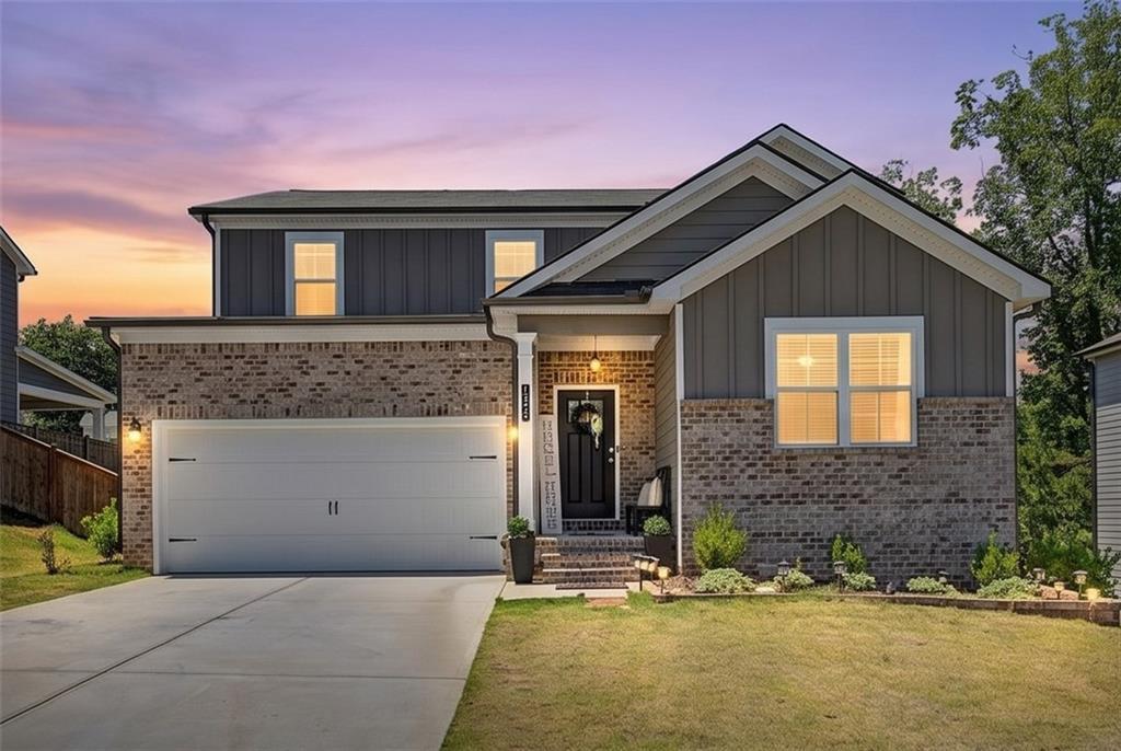 215 Summit Pointe Dr., Dallas, GA 30132