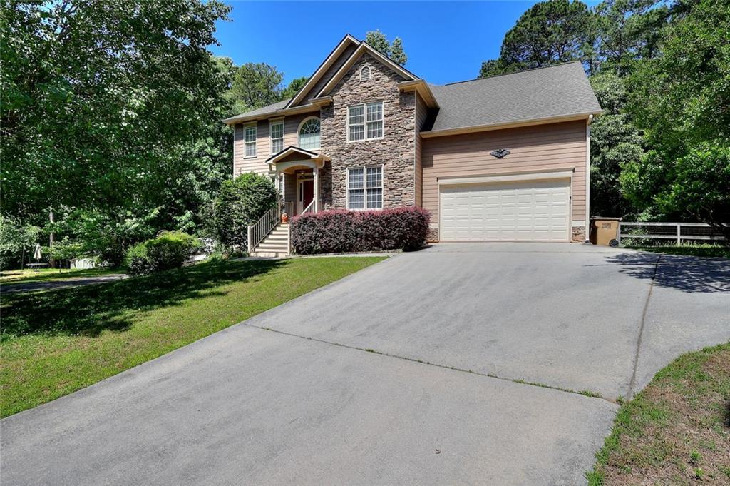 121 Brookhaven Ln., Canton, GA 30114