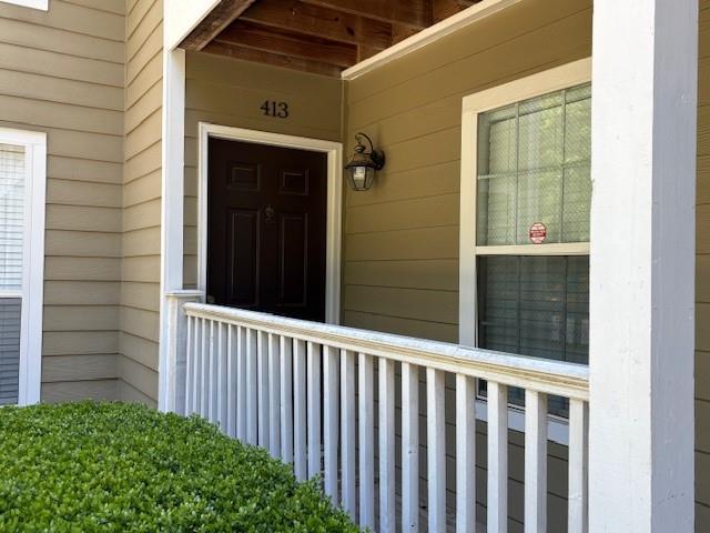 413 Berkeley Woods Dr., Duluth, GA 30096