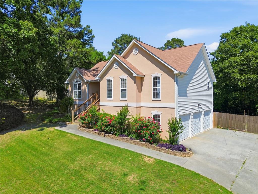 137 Orchard Way, Calhoun, GA 30701