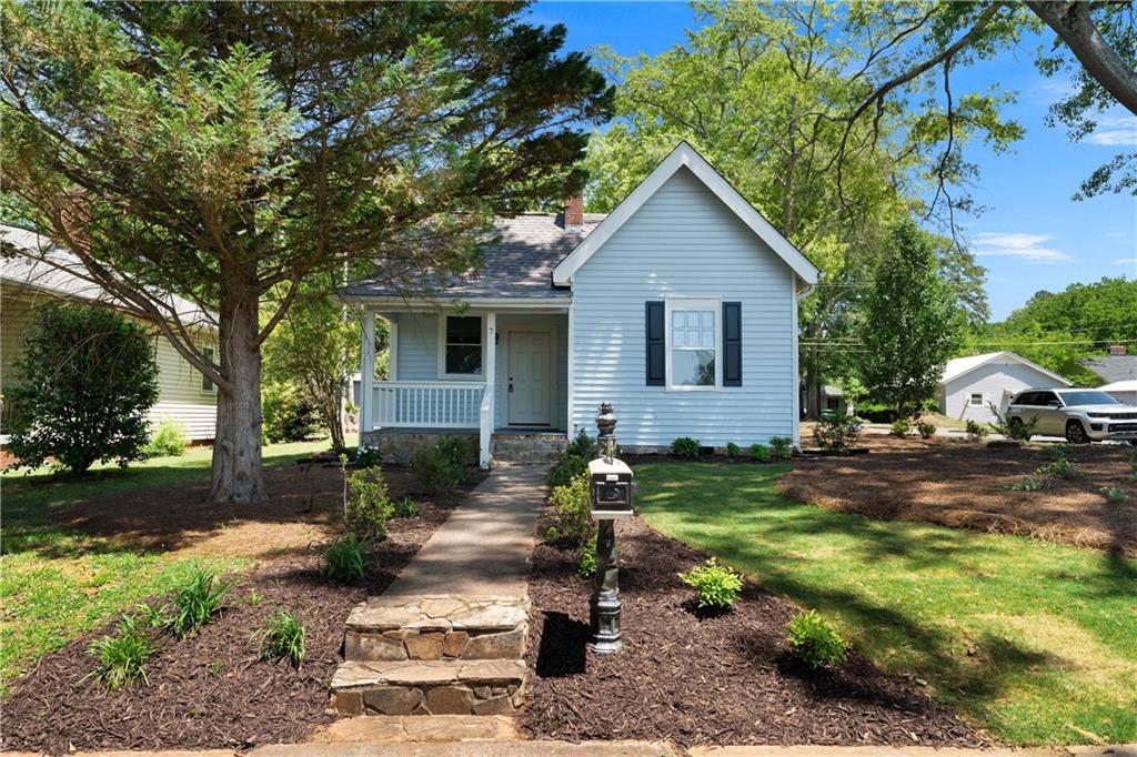 7 Litchfield St., Cartersville, GA 30120