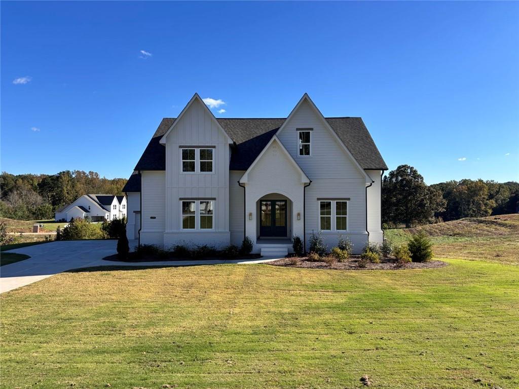 8420 Creekside Overlook Dr., Gainesville, GA 30506