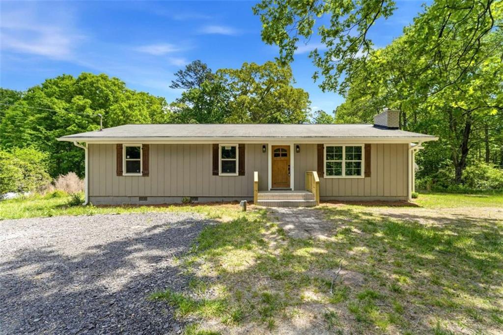565 Ray Cole Rd., Dallas, GA 30157