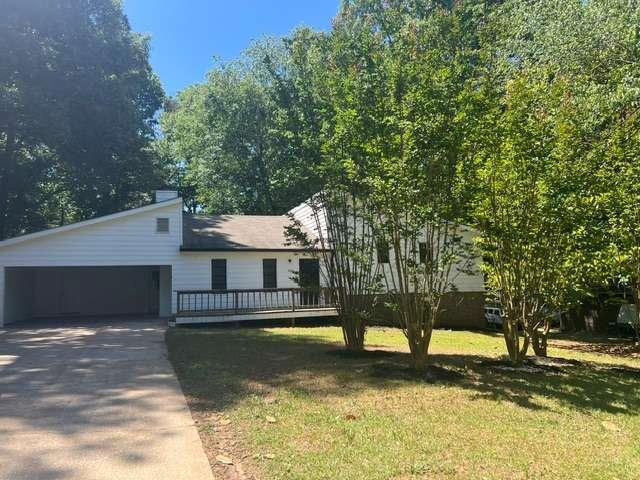6061 Ridge Way, Douglasville, GA 30135