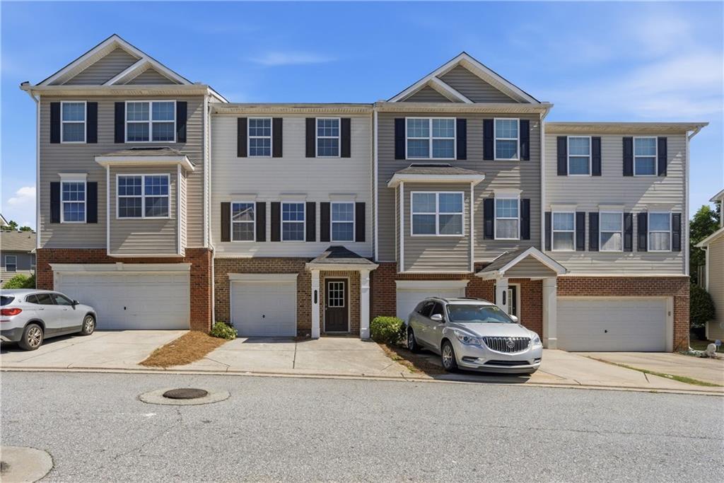 912 Society Cir., Atlanta, GA 30331