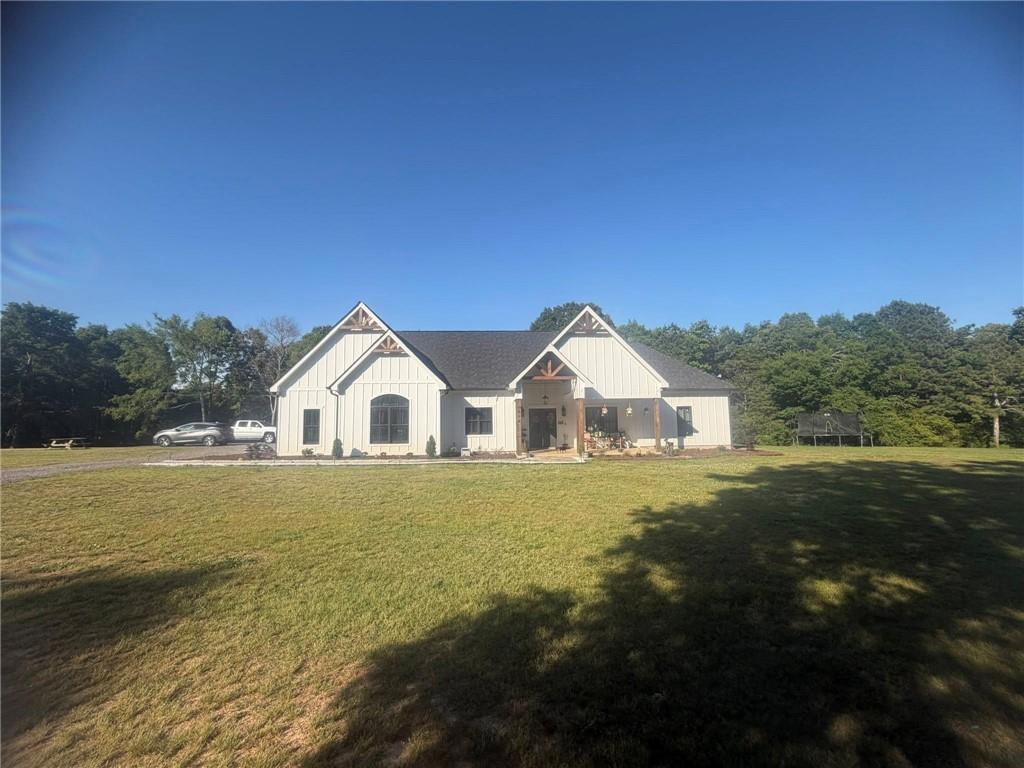 464 Lancaster Rd., Adairsville, GA 30103