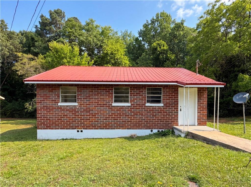 243 Glenn St., Jackson, GA 30233