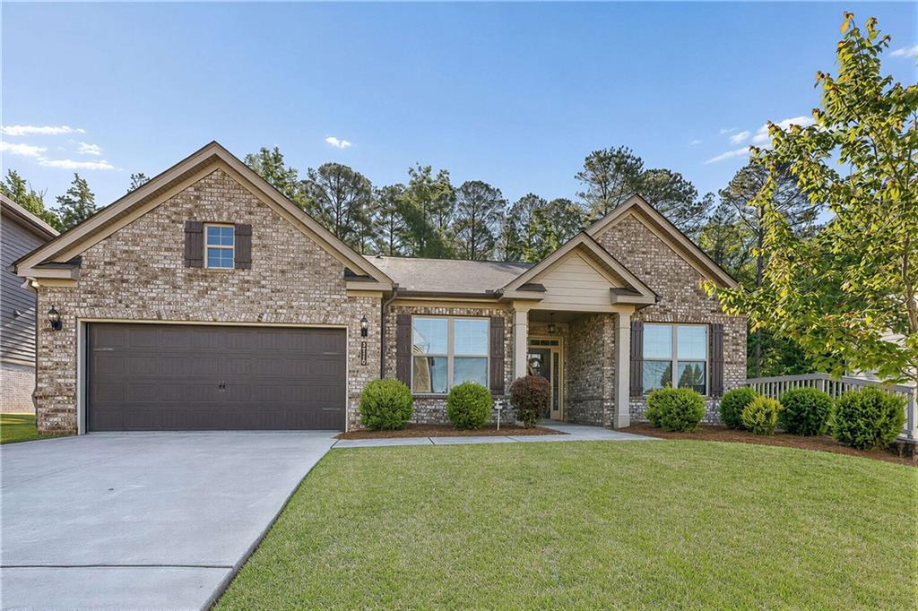 1810 Geranium Ln., Cumming, GA 30040