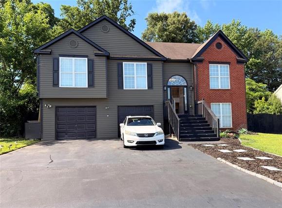 New Homes with Master Bedrooms on the 1st Floor in Ellenwood: May 16th to May 22nd
