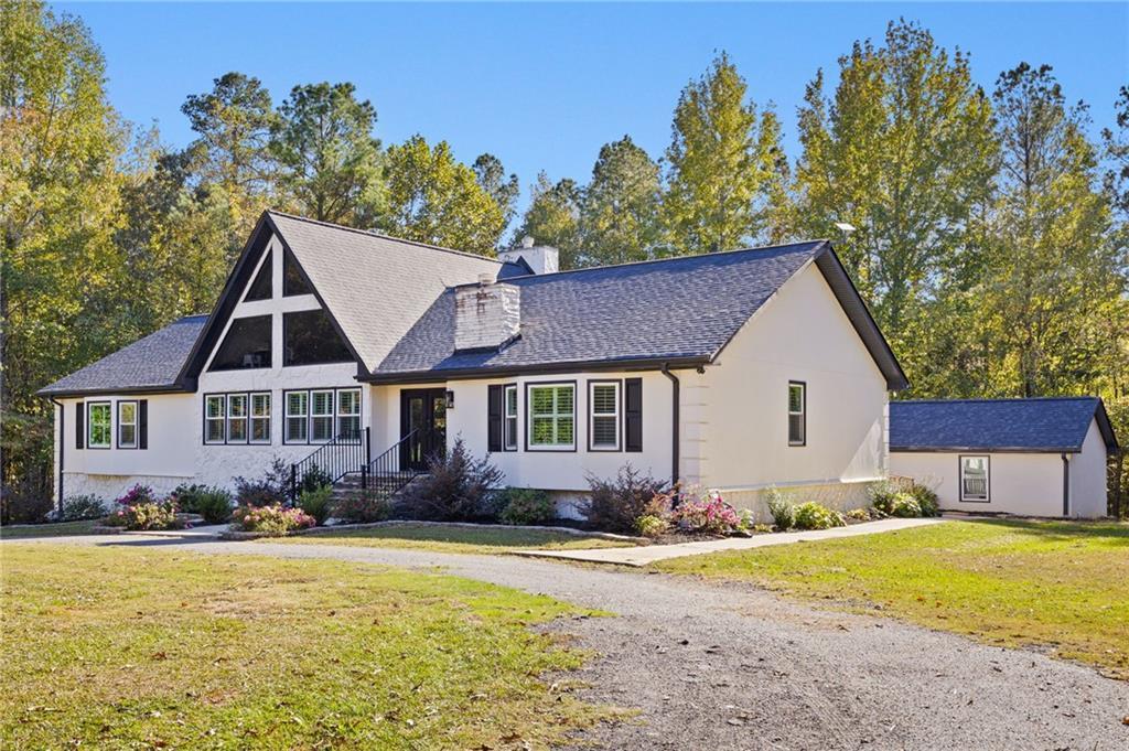 300 Hay Renfroe Dr., Dallas, GA 30157