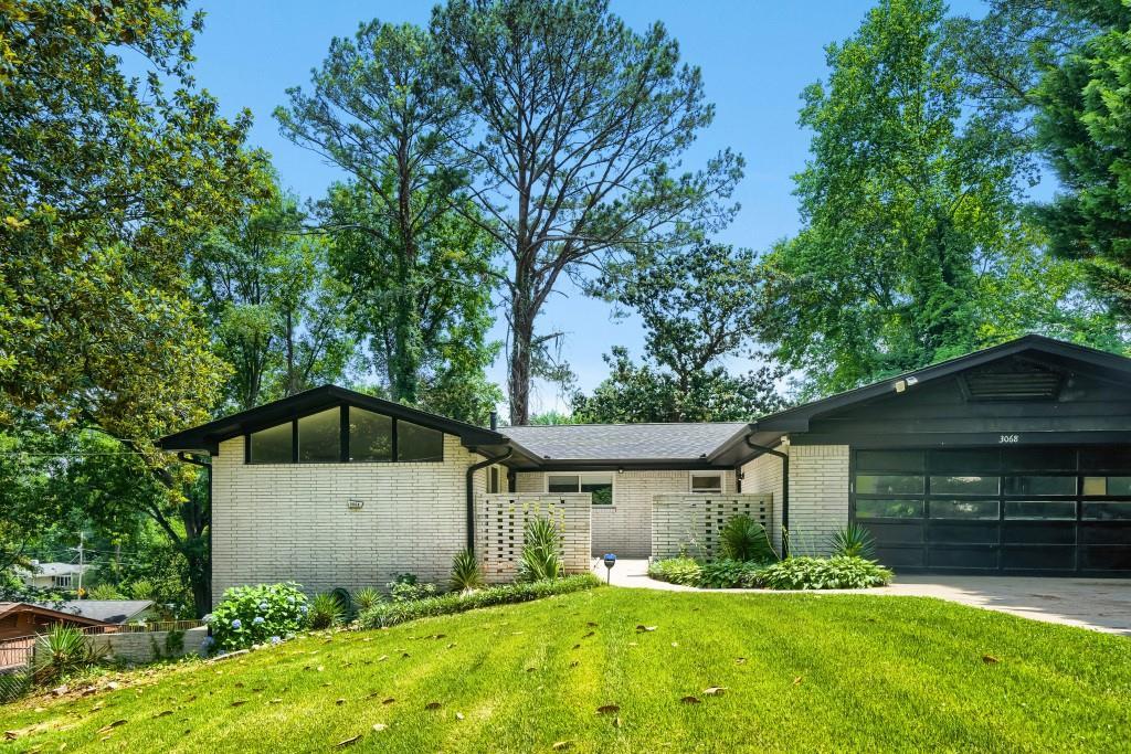 3068 Cherry Blossom Ln., Atlanta, GA 30344