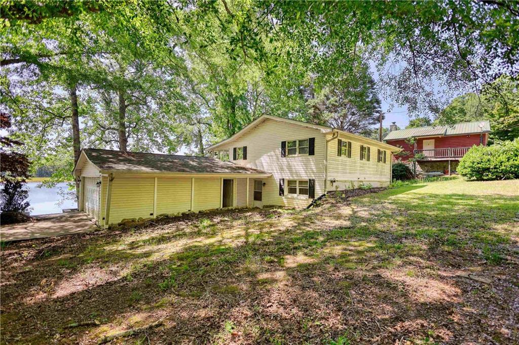 2286 NE E Lake Dr., Conyers, GA 30012