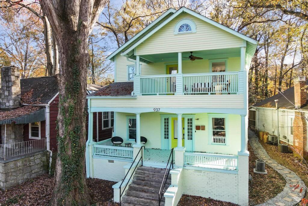 937 Austin Ave., Atlanta, GA 30307