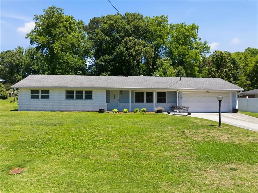 537 Kelly Dr., Marietta, GA 30066