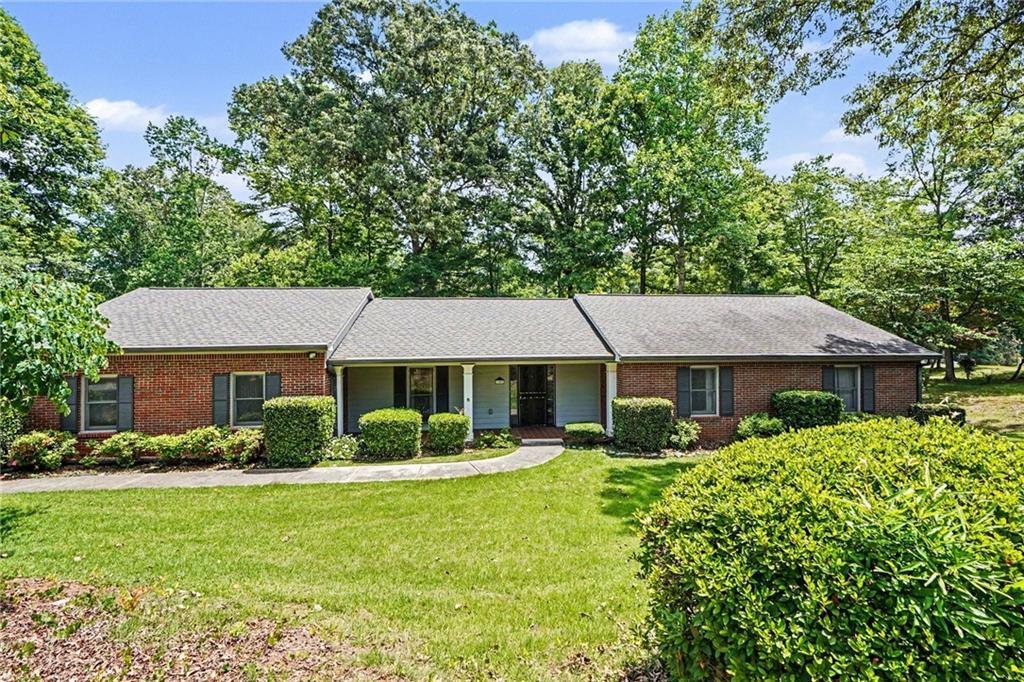 100 Springridge Ct., Peachtree City, GA 30269