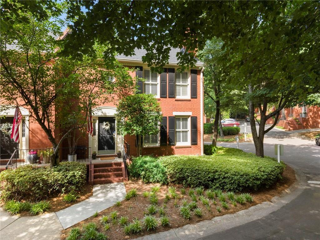 1404 Defoors Mill Dr., Atlanta, GA 30318