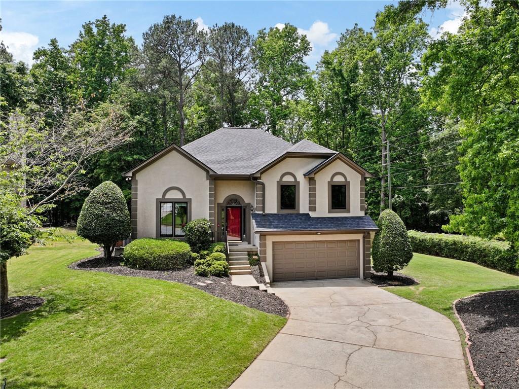 390 Shady River Trace, Roswell, GA 30076