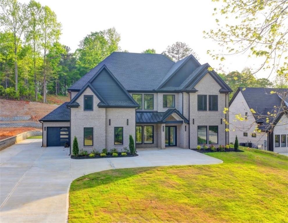 5274 Cash Rd., Flowery Branch, GA 30542