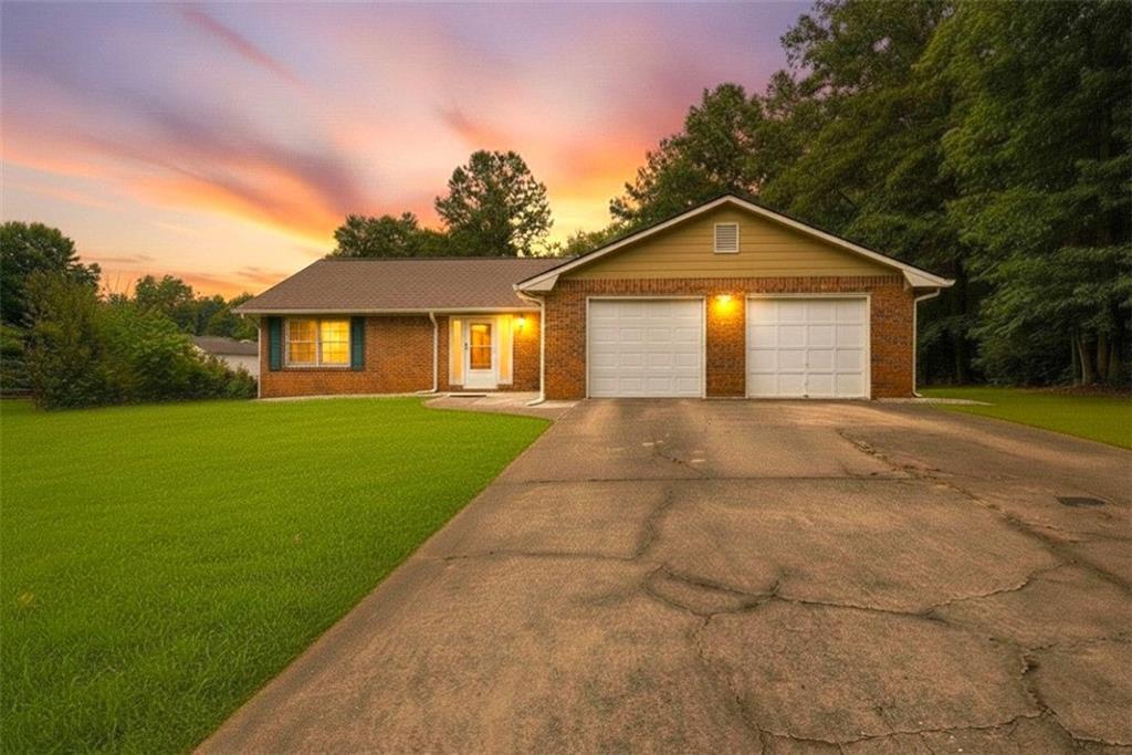 1738 Sherry Ln., Jonesboro, GA 30236