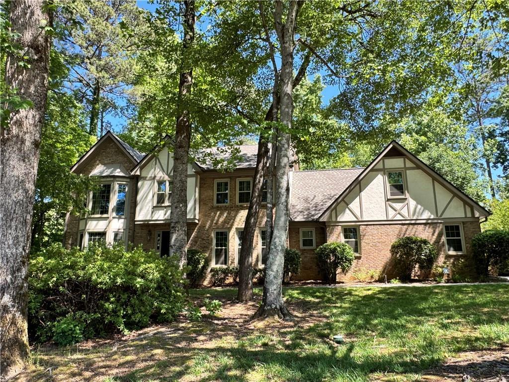 3807 Avera Ln., Peachtree Corners, GA 30092