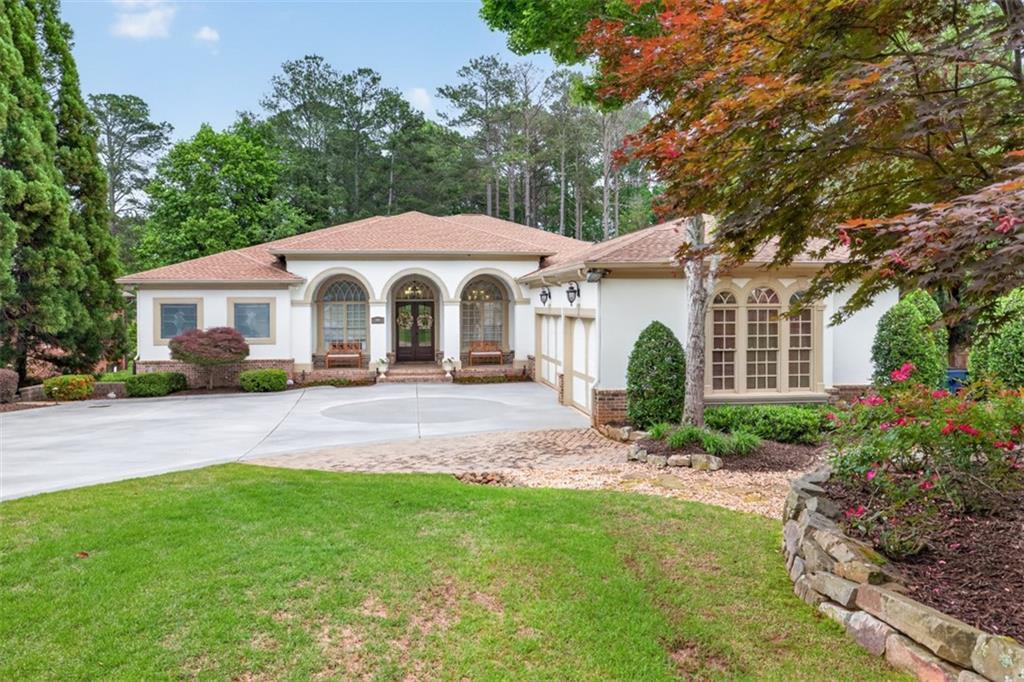 6010 Robbs Dr., Cumming, GA 30041