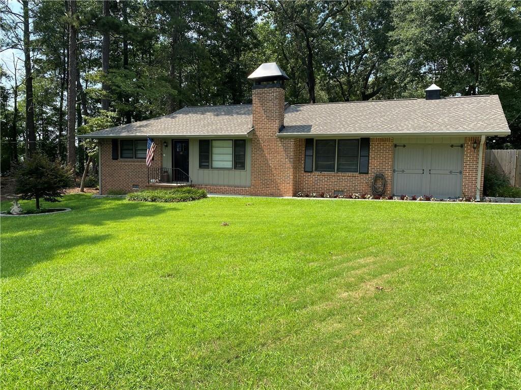 3727 Rainbow Cir., Snellville, GA 30039