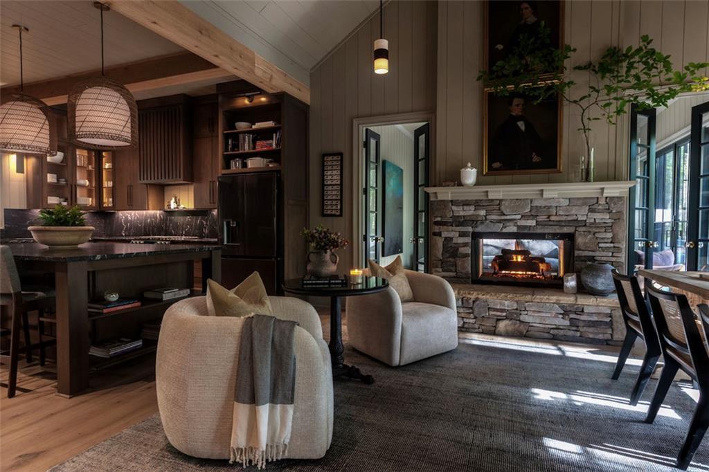 528 Quail Cove Dr., Jasper, GA 30143