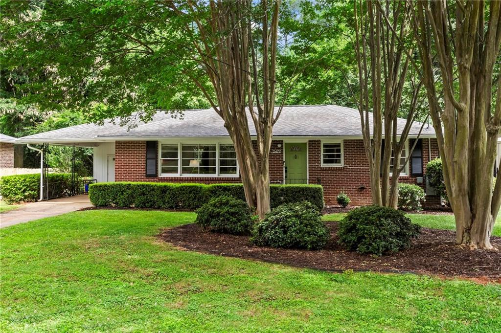 2477 Hunting Valley Dr., Decatur, GA 30033