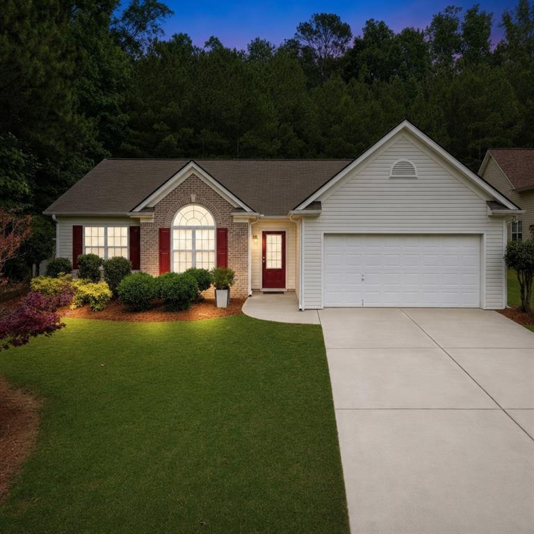185 Nashport Ln., Dawsonville, GA 30534