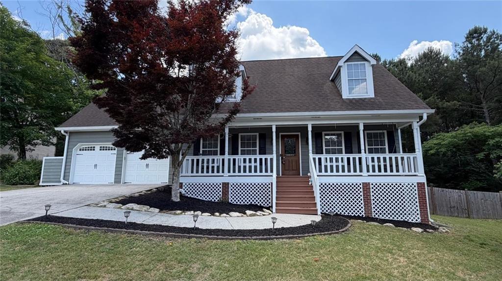 1235 Waterwood Dr., Loganville, GA 30052