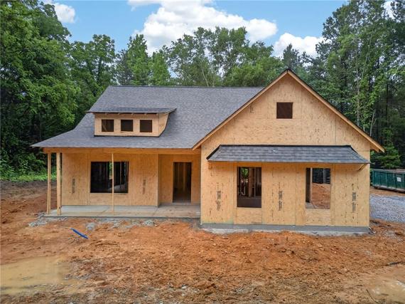 New Homes with Master Bedrooms on the 1st Floor That Attend Cedartown High School: May 16th to May 22nd