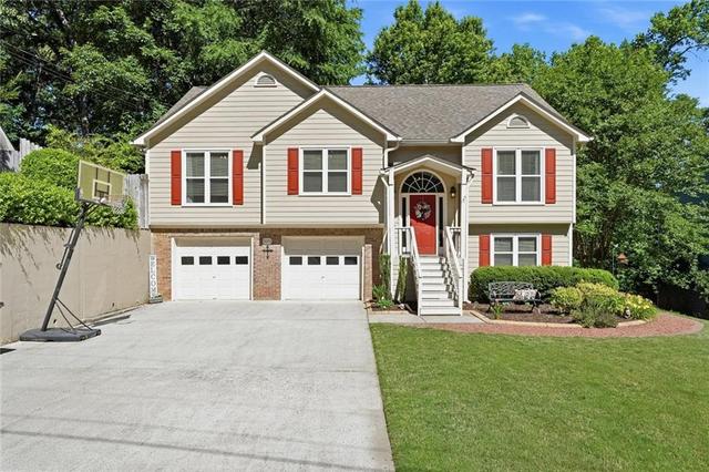 New Homes with Master Bedrooms on the 1st Floor That Attend North Gwinnett High School: May 16th to May 22nd