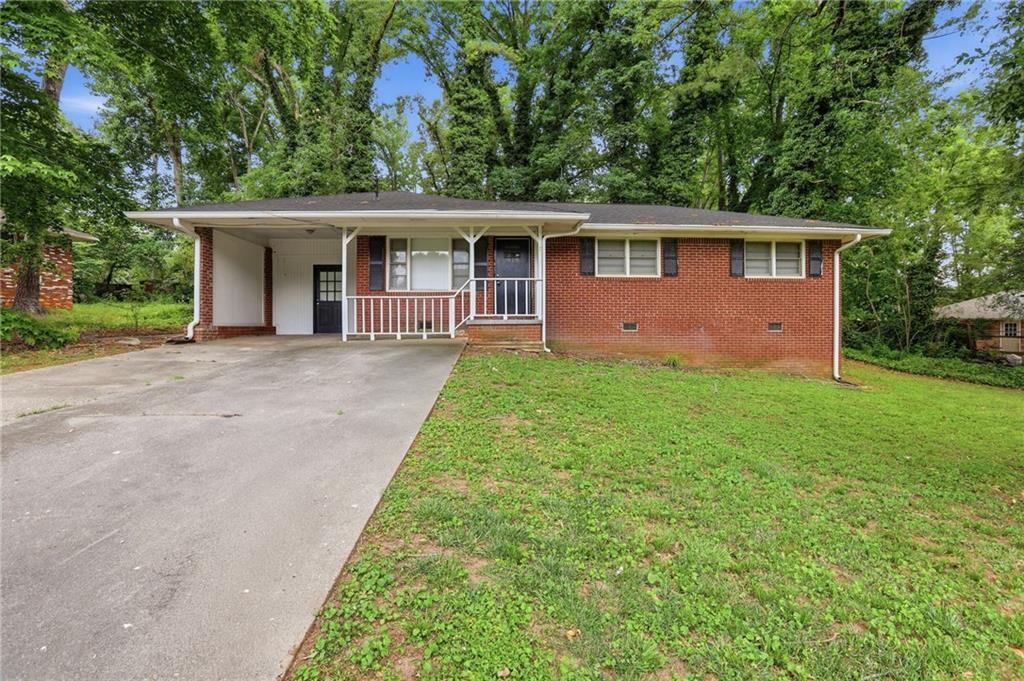 919 Green Valley Rd., Mableton, GA 30126