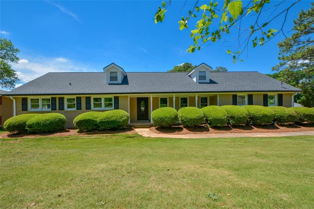 2683 Amberly Way, Snellville, GA 30078