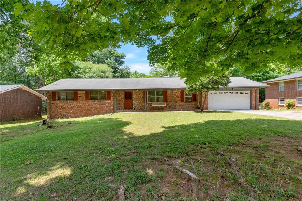 1289 Renee Dr., Lilburn, GA 30047