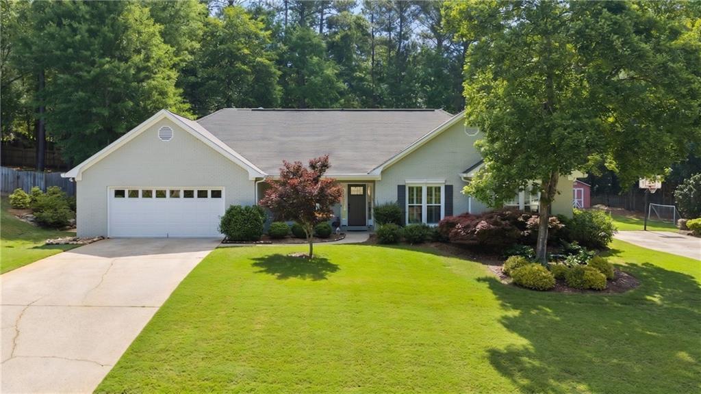 409 Taberon Rd., Peachtree City, GA 30269